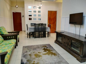 Homestay Kuala Terengganu near Batu Burok, Hospital HSNZ, KTCC Mall, Drawbridge B